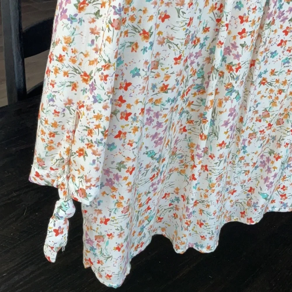 Rose & Thyme Floral Top - Picture 5 of 12